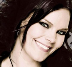 Mustasch και Anette Olzon μαζί επί σκηνής 