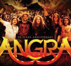 Οι Angra συνοδεύονται επί σκηνής από την Tarja Turunen, τον Russell Allen και τον Uli Jon Roth