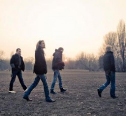 Οι Apocalyptica διασκευάζουν Black Sabbath για τη στήριξη του αγώνα κατά του καρκίνου του μαστού 