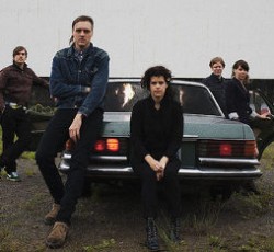 Οι Arcade Fire σας καλούν να... κουνηθείτε στο νέο τους video clip 