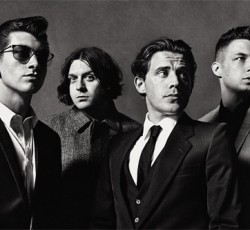 Αποκαλύφθηκε και το εξώφυλλο του νέου album των Arctic Monkeys 