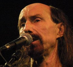 Τον Arthur Brown κάλεσε στο "Halloween show" του ο Alice Cooper 