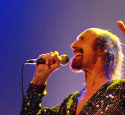 The crazy world of Arthur Brown, ζωντανά στο Gagarin 205 