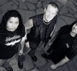 Λεπτομέρειες για το ντεμπούτο των Ashes To Ares (Matt Barlow, Van Williams, Freddie Vidales) 