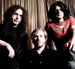 Οι Atomic Bitchwax στην Ελλάδα 