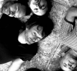 Ανακοινώθηκε η ημερομηνία κυκλοφορίας και το track listing του πρώτου album των Atoms For Peace (Thom Yorke, Flea) 