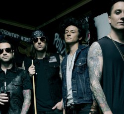 Oι Avenged Sevenfold απαντούν στην μήνυση της Warner 