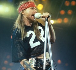Διπλός live δίσκος από τους Guns N’ Roses 