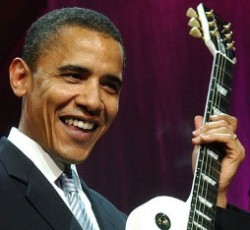 Ο Barack Obama αναζητά υποστήριξη για την καμπάνια του σε rock συγκροτήματα 