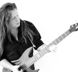 Αυτός είναι ο νέος μπασίστας των Blind Guardian 