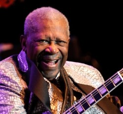 H μουσική κοινότητα αποχαιρετά τον B.B. King 