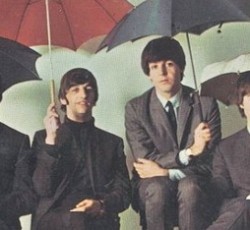 Η Apple τα βρίσκει με την... Apple και οι Beatles βρίσκονται πλέον στο iTunes 