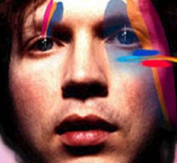 Ο Beck διασκευάζει David Bowie για την εταιρία αυτοκινήτων Lincoln 