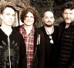 Μέλη των Soundgarden, Pearl Jam και Queens Of The Stone Age σε νέο super group