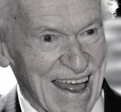 Έφυγε από τη ζωή ο διάσημος κιθαρίστας Bert Weedon 