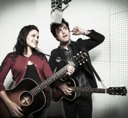 Σε streaming ολόκληρος ο δίσκος συνεργασίας Billie Joe Armstrong (Green Day) - Norah Jones 