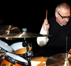 Με αποχώρηση από τους επανενωμένους Black Sabbath απειλεί ο Bill Ward 