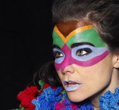 Ακούστε το καινούργιο τραγούδι της Bjork 