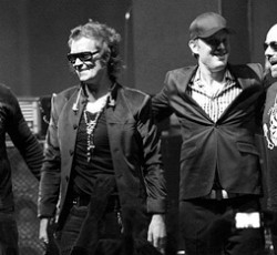 Ο «εξομολογητής» των Black Country Communion 