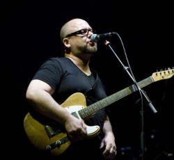 Η live μπάντα του David Bowie επιθυμούν να είναι οι Pixies 