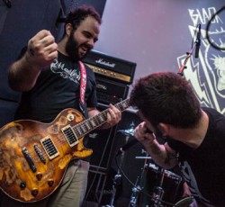 Πάρτε μία γεύση από το ντεμπούτο των Black Hat Bones 