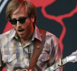 Dan Auerbach (The Black Keys): «Δεν θέλαμε να γίνουμε rock stars»