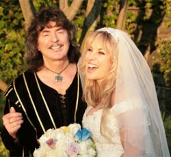 Παντρεύτηκαν Ritchie Blackmore και Candice Night 