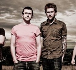 Αυτό το Σάββατο οι Blueneck στην Αθήνα. Κερδίστε ένα βινύλιο του "Repetitions"! 