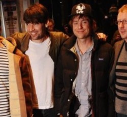 Οι Blur ηχογραφούν ξανά;