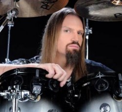 Ο Bobby Jarzombek (Fates Warning, Riot, Spastic Ink) αποκαλύπτει γιατί δεν ενδιαφέρθηκε να γίνει drummer των Dream Theater