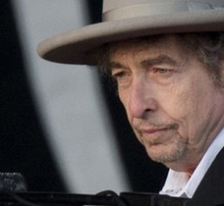 O Leonardo DiCaprio εμπνέει τον Bob Dylan 