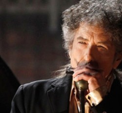 Ο Bob Dylan «τα χώνει» στους επικριτές του 