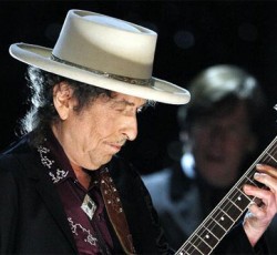 Στα δικαστήρια, κατηγορούμενος για ρατσιστικές δηλώσεις ο Bob Dylan 