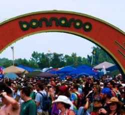Δύο θάνατοι σημειώθηκαν στο Bonnaroo Festival στις Η.Π.Α. 