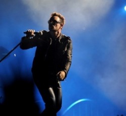 Bono: «Με ενοχλεί η φωνή μου» 