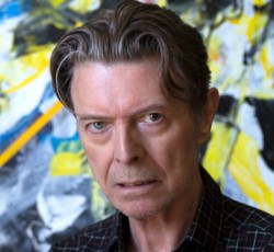 O David Bowie γράφει θεατρικό έργο 