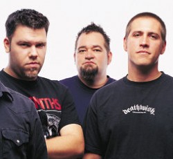 Επανασύνδεση για τους BoySetsFire 