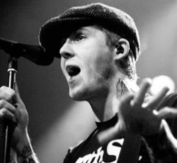 Ακούστε τους The Gaslight Anthem να διασκευάζουν το "Everlong" των Foo Fighters 