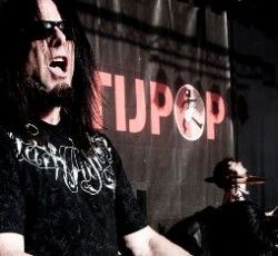 Νέος πληκτράς για τους Whitesnake