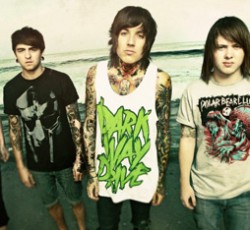 Αλλαγή δισκογραφικής για τους Bring Me The Horizon 