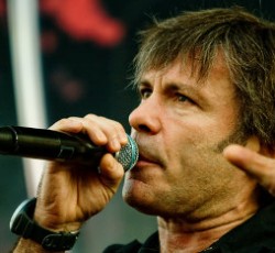 Απέρριψε τη θέση του κριτή σε talent show ο Bruce Dickinson 