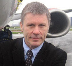 Άλλη μία «μπίζνα» στους αιθέρες από τον Bruce Dickinson 