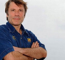 Με ποδήλατο στο Download ο Bruce Dickinson 