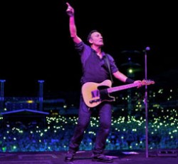 Μεγάλα ονόματα της μουσικής βιομηχανίας τιμούν τον Bruce Springsteen 