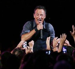 Bruce Springsteen και Green Day ετοιμάζονται για την Record Store Day 