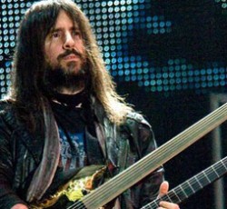 Τραγούδι για δωρεάν download από τον Bumblefoot των Guns N' Roses 
