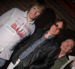 Ξεκίνησε η προπώληση για το live των Buzzcocks στην Αθήνα / «Ανοίξτε» τη συναυλία 