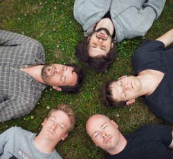 Οι Caspian επιστρέφουν στην Ελλάδα τον Ιανουάριο 