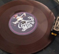 Δίσκος με... γεύση σοκολάτα! 