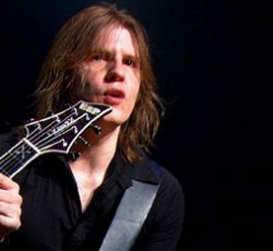 Solo άλμπουμ για τον Christopher Amott των Arch Enemy 